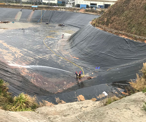 丰都废水池清理